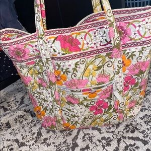 Large Vera Bradley tote